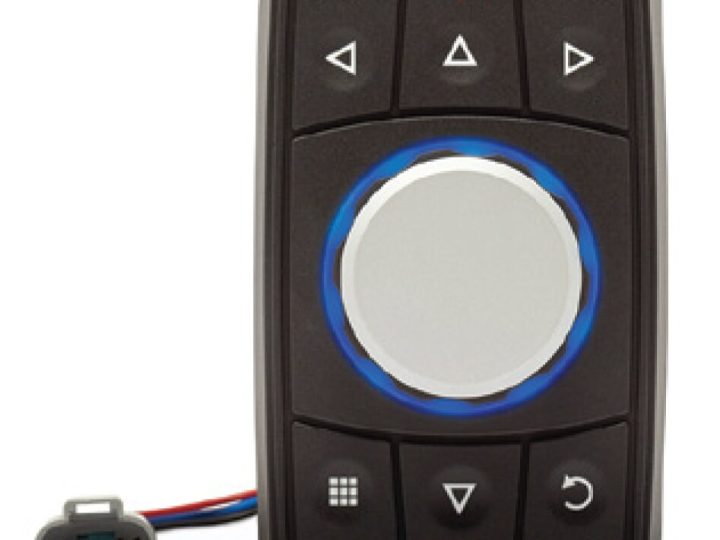 Blink Marine PowerTrack, CAN-näppäimistö kuudella näppäimellä ja sinisellä valorenkaalla valaistulla kiertovalitsimella, Deutsch-liitin