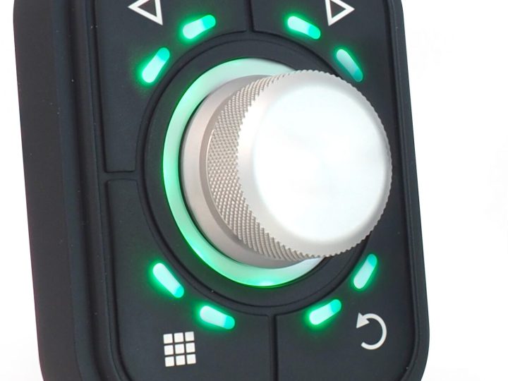 Blink Marine PWTR4, CAN-näppäimistö neljällä näppäimellä ja alumiinisella kiertovalitsimella, vihreät LED-merkkivalot palavat