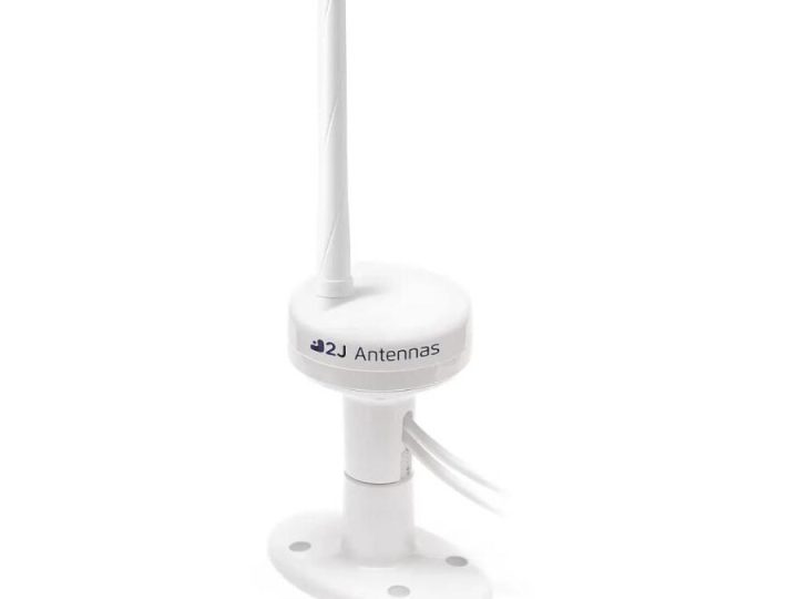 Meri- ja AIS-antenni: AIS 162 MHz ja GNSS samassa kotelossa, jalusta- tai mastokiinnitys, IP67